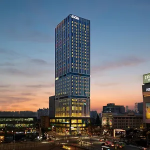 Nine Tree Premier Rokaus Yongsan 호텔